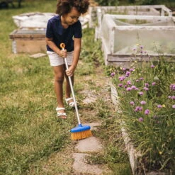 Fiskars Besen, Blau/orange 5 Fiskars Besen, Blau/orange -Bio Pflanzen Verkauf 0920100705 MyFirst Fiskars Besen 3 104042