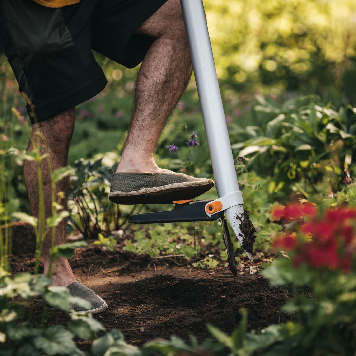 Blumenzwiebel-Pflanzer Xact, Schwarz/orange, Ca. 105 X 30 X 31 Cm 1 Blumenzwiebel-Pflanzer Xact, Schwarz/orange, Ca. 105 X 30 X 31 Cm