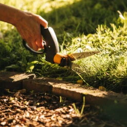 Fiskars Rasenkantenschere -Bio Pflanzen Verkauf 0920300308 FISKARS Rasenkantenschere 4 107007