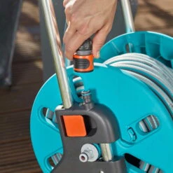 Schlauchwagen AquaRoll S, Gardena, Schlauchlängen Bis 15 M 14 Schlauchwagen AquaRoll S, Gardena, Schlauchlängen Bis 15 M -Bio Pflanzen Verkauf 0930200441 Schlauchwagen Aqua Roll S Set kpl mit 20m Schlauch und Systemteilen 6 61595