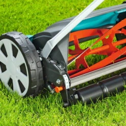 Gardena Comfort Spindelmäher, 400 C / 40 Cm, Für Max. Fläche 250 M² -Bio Pflanzen Verkauf 2910600028 Comfort Spindelmaeher 400C 40cm fuer max Flaeche 250 Quadratmeter 1 61657