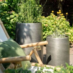 Pflanzgefäß 'Rowen', Silber, Ø 41 X H 72 Cm -Bio Pflanzen Verkauf 3210801635 3210801636 3210801637 3210801638 Pflanzgefaess Rowen silber 11 115028 1